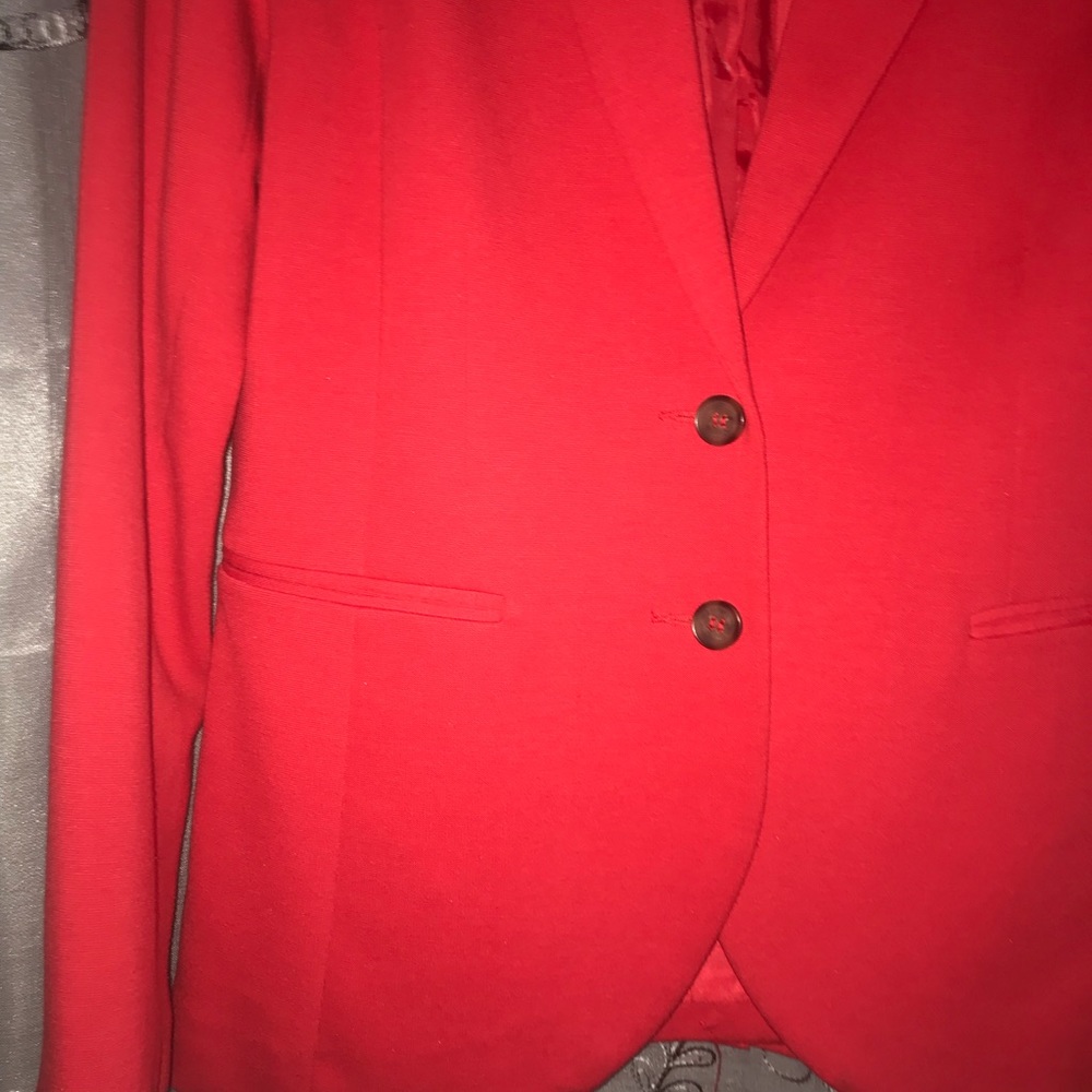 Blazer - Picture 8 of 8